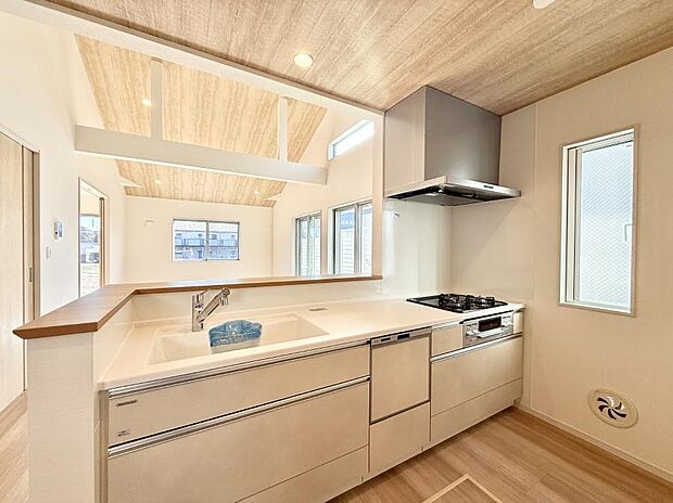 【ダイニングキッチン】■作る楽しみと食べる幸せを届けるキッチン