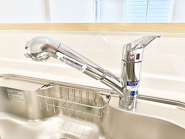 【浄水器】■清潔でおいしい水を手軽に供給してくれます