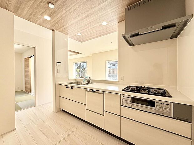 【キッチン】■美味しい時間が生まれる、笑顔あふれるキッチン