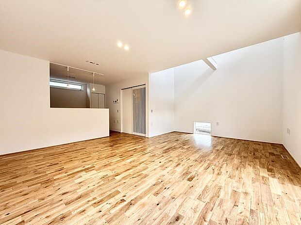 【リビング】■インテリアを考えるのが楽しみな広いリビングです！