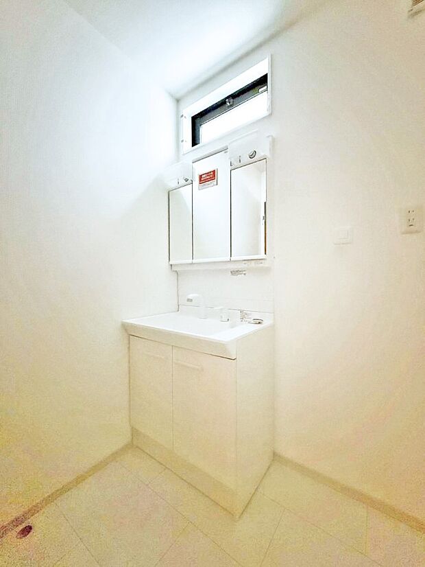 【洗面台・洗面所】■清潔感があり、気持ちよく使えます