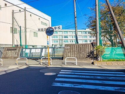 町田市立町田第二中学校 500m(7分)