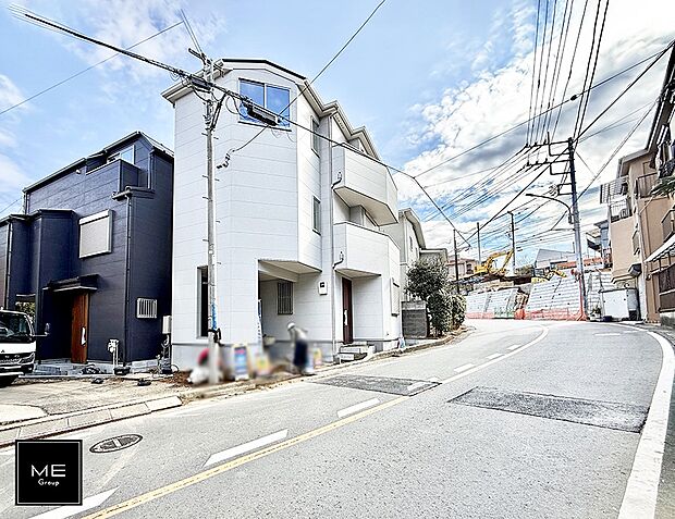 【前面道路含む現地写真】■新しい時代の息吹を感じる、心地よい環境