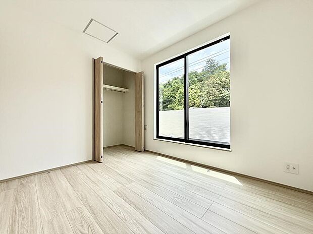 【子供部屋】■家具やレイアウトを自由に配置できるため使い勝手が良く快適に過ごせます