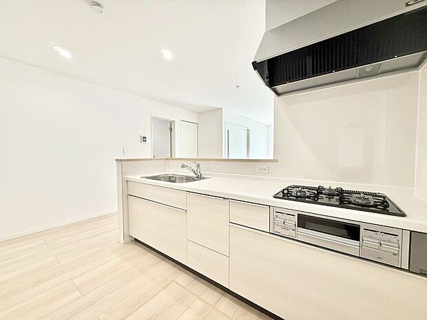 【キッチン】■家族の絆を深める、温もりのあるキッチン