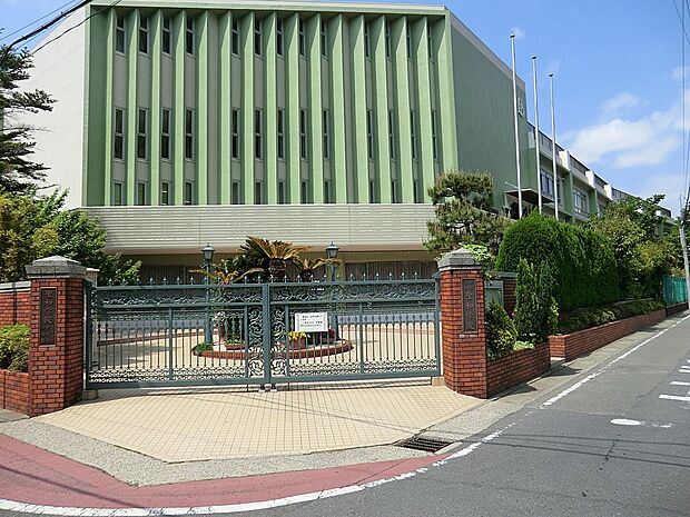 聖和学院幼稚園(約300m・徒歩4分)