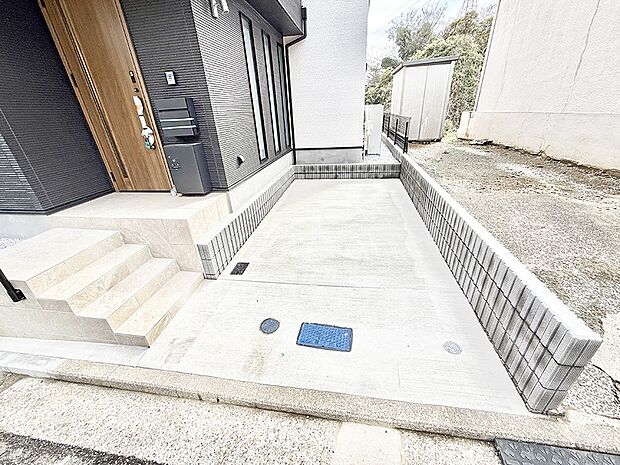 【駐車場】■自宅にカースペースがあると助かります