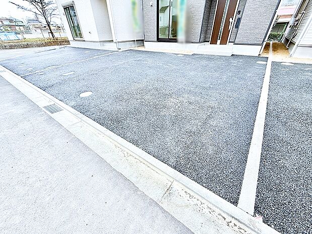 【駐車場】■自宅にある駐車スペースなので安心ですね