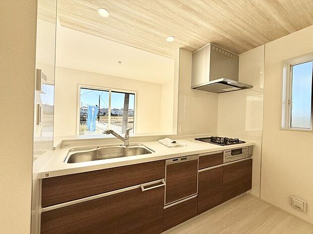 【ダイニングキッチン】■家族とつながる、コミュニケーションの場