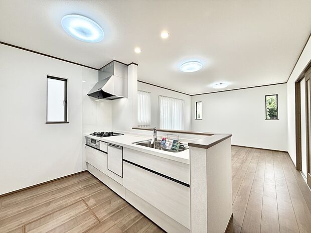 【ダイニングキッチン】■おしゃれで実用的、心ときめくキッチンデザイン