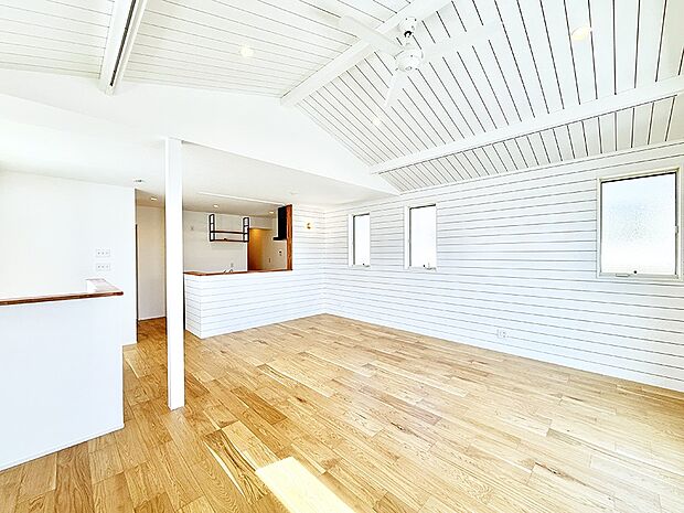 【リビングダイニング】■大切な人と過ごす、あたたかいひととき