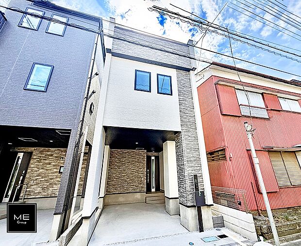 【現地外観写真】■暮らしを豊かにする充実した仕様設備で快適に