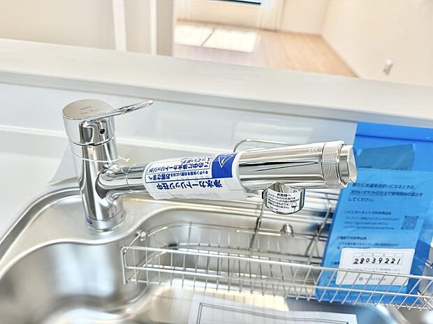 【浄水器】■清潔でおいしい水を手軽に供給してくれます