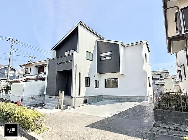 【現地外観写真】■暮らしを豊かにする充実した仕様設備で快適に