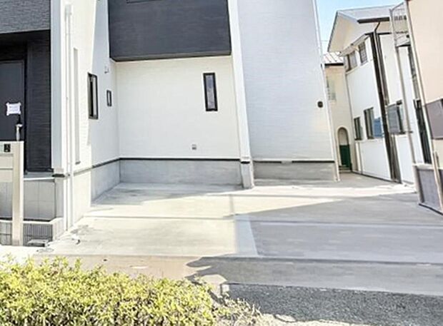 【駐車場】■カースペース有