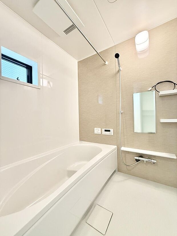 【浴室】■家族みんなが気持ちよく使える設計です