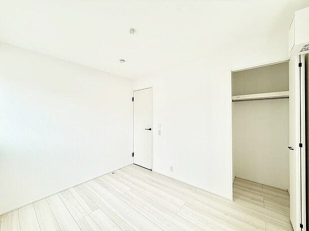 【洋室】■優雅で穏やかな時間が流れる空間