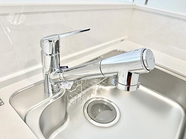 【浄水器】■清潔でおいしい水を手軽に供給してくれます