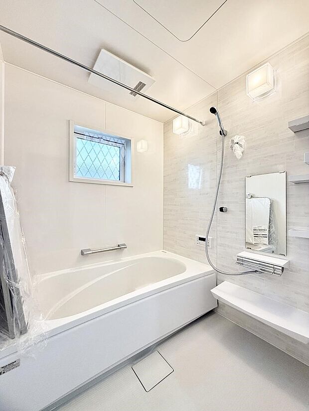 【浴室】■家族みんなが気持ちよく使える設計です