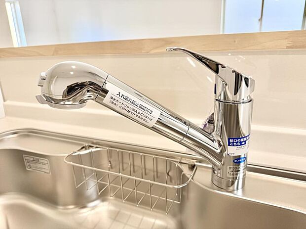 【浄水器】■清潔でおいしい水を手軽に供給してくれます