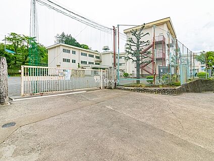 八王子市立川口小学校 1184m(15分)
