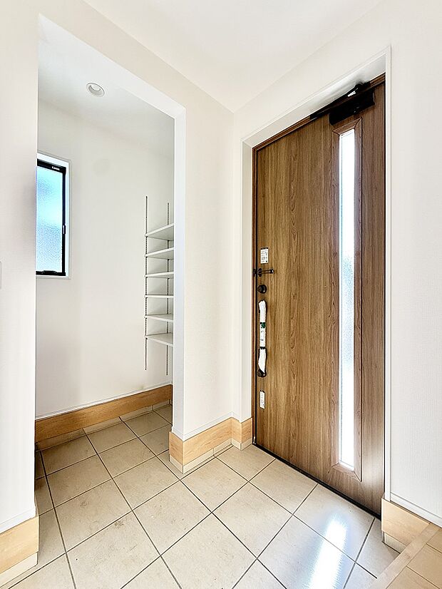 【玄関】■玄関はお家の顔!おしゃれな玄関でお客様をお迎え!