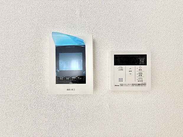 【TVモニター付インターフォン】■訪問者を確認できて安心感が増します