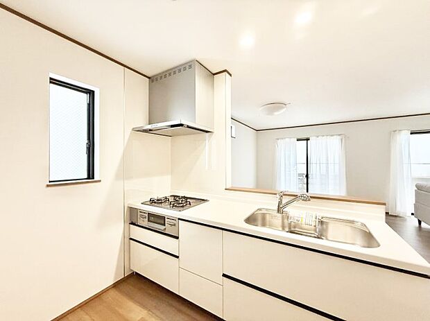 【ダイニングキッチン】■キレイに片付く、使いやすいキッチン