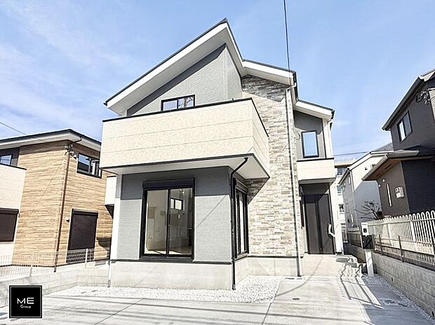 【現地外観写真】■家族みんなが笑顔で過ごせる、安心感のある住まい