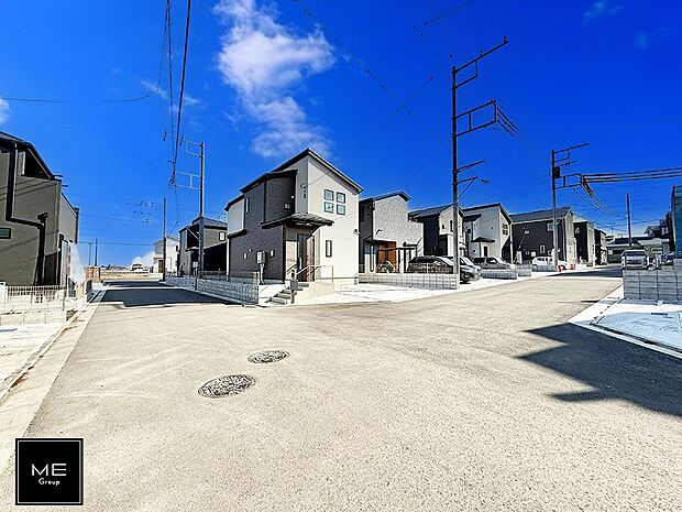 【前面道路含む現地写真】■新しい住まい、街の新しい風景