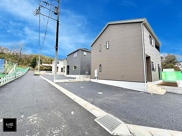 【前面道路含む現地写真】■新しい時代の息吹を感じる、心地よい環境