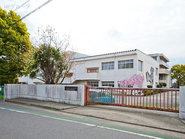 愛川町立愛川東中学校（約2,000m・徒歩25分）