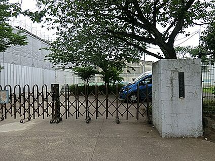 藤沢市立本町小学校 1900m(24分)