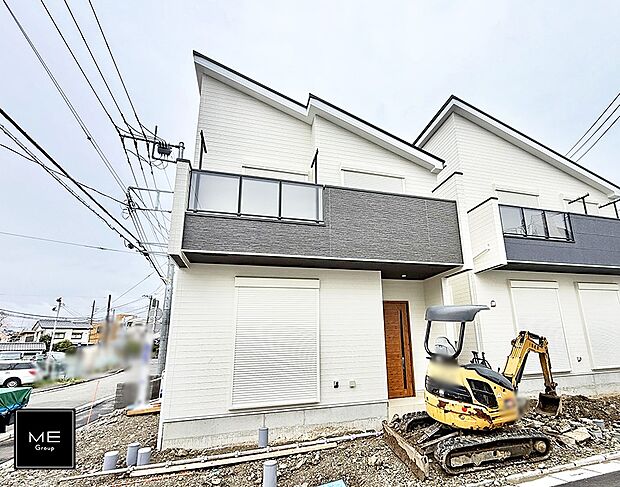 【現地外観写真】■暮らしを彩る充実した設備仕様が備わった住まい