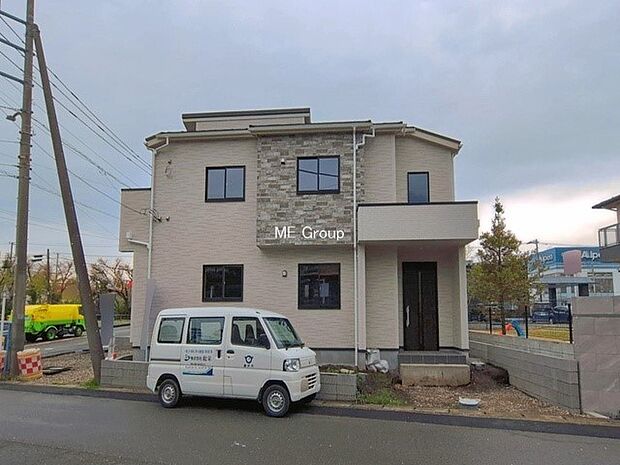 【現地外観写真】■家族の笑顔があふれる、心安らぐ住まいです