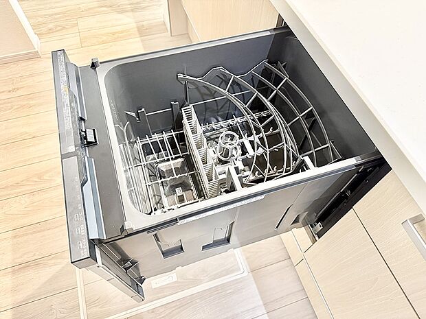【食洗機】■食後の片づけも食洗器があれば時短に。ご家族との時間を増やせます