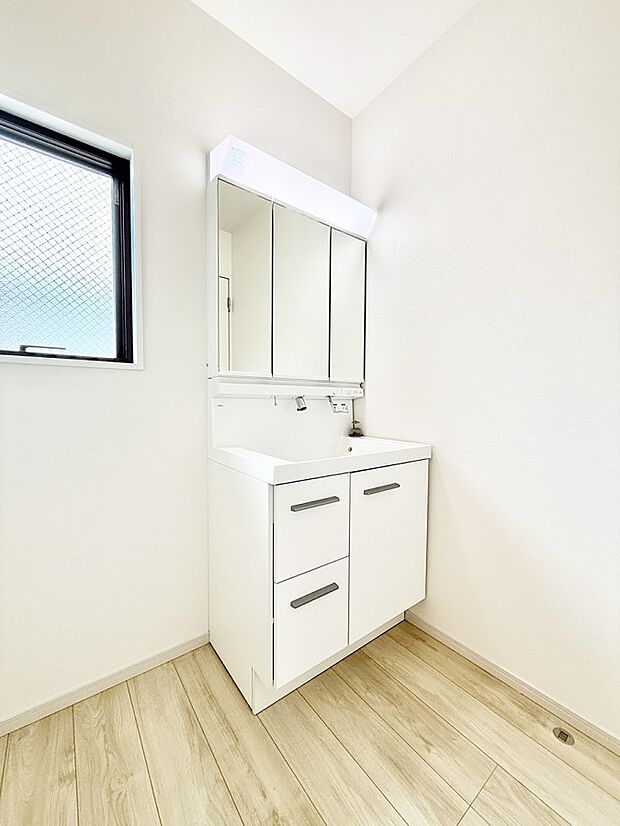 【洗面台・洗面所】■清潔感があり、気持ちよく使えます