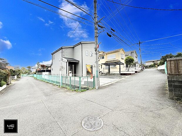【前面道路含む現地写真】■新しい住まい、街の新しい風景