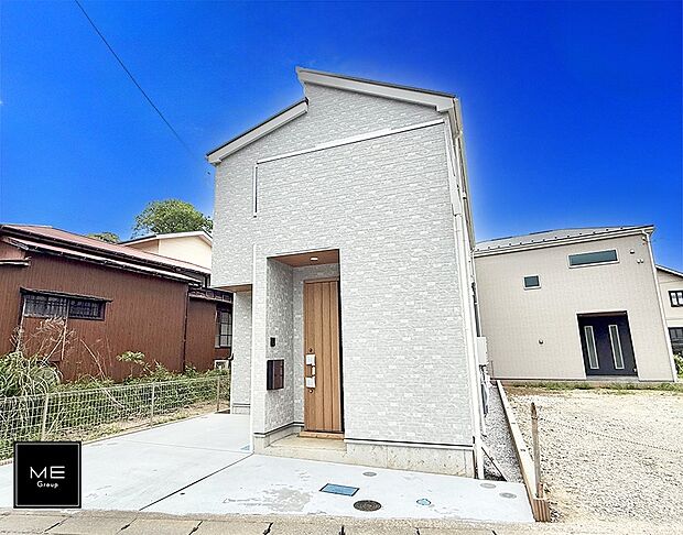 【現地外観写真】■暮らしを豊かにする充実した仕様設備で快適に