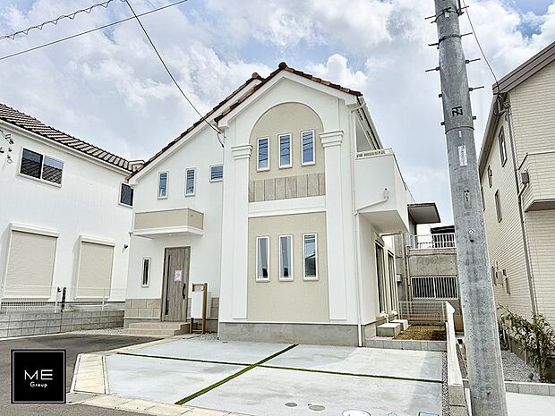 【現地外観写真】■家族みんなが笑顔で過ごせる、安心感のある住まい