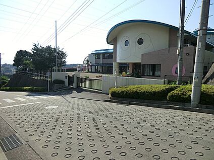 横浜隼人幼稚園 500m(7分)