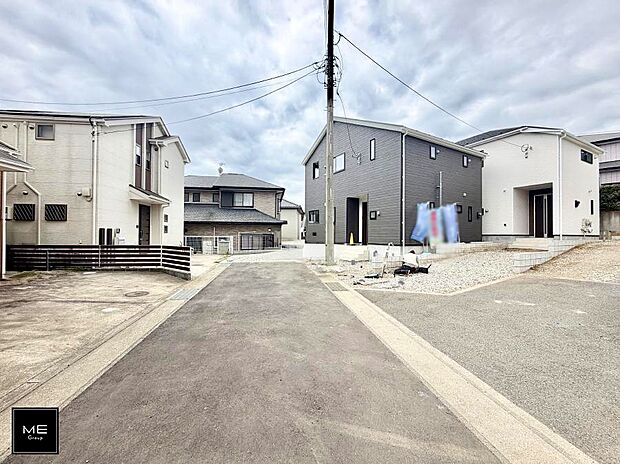 【前面道路含む現地写真】■新しい住まい、街の新しい風景