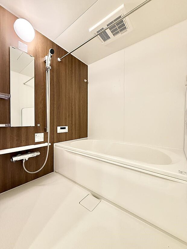 【浴室】1号棟 ■家族みんなが気持ちよく使える設計です