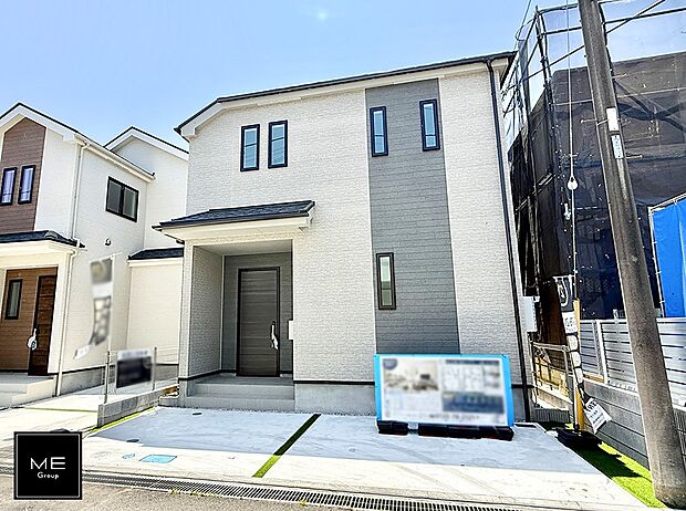 【現地外観写真】A号棟 ■暮らしを豊かにする充実した仕様設備で快適に