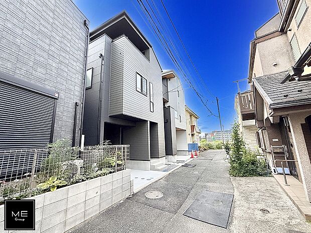 【前面道路含む現地写真】■新しい住まい、街の新しい風景