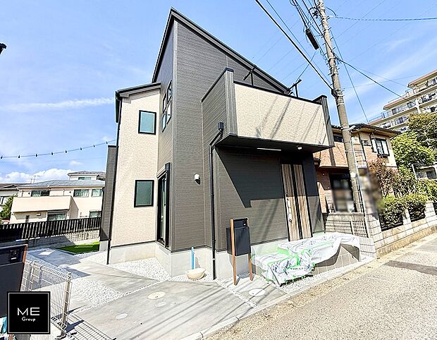 【現地外観写真】2号棟 ■暮らしを彩る充実した設備仕様が備わった住まい
