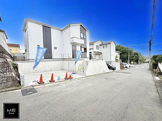 【前面道路含む現地写真】■家族とのお出かけが楽しくなる環境です