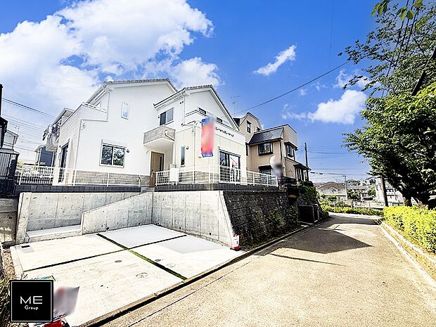 【前面道路含む現地写真】■家族みんなが笑顔で過ごせる、安心感のある住まい