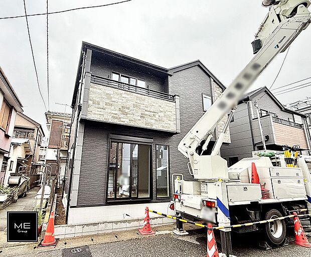 【現地外観写真】2号棟  ■暮らしを豊かにする充実した仕様設備で快適に