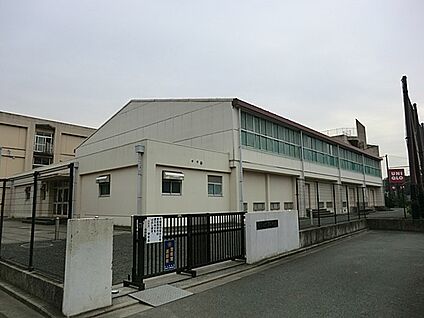 横浜市立下瀬谷中学校 1200m(15分)